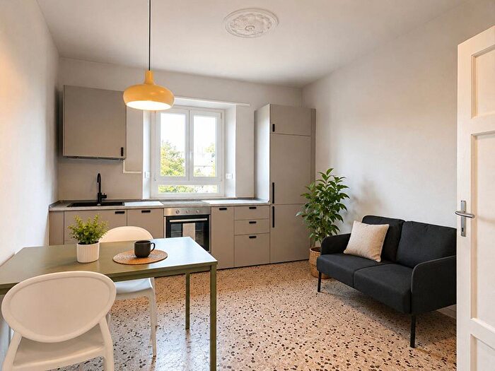 Appartamento trilocale in affitto in Via Risorgimento, Santa Maria, Pisa