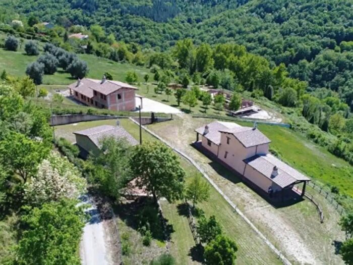 Casa con 5 locali in vendita in Via Roma, Rocca Sinibalda