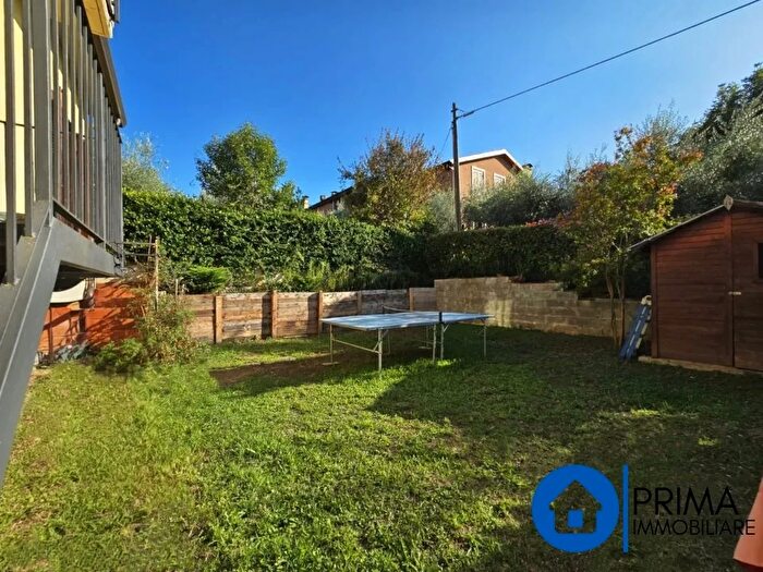 Casa con 7 locali in vendita in Via della Castellina, Terni