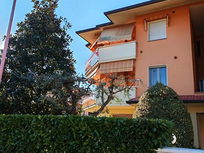 Appartamento trilocale in vendita in Via Ancona, Cesena