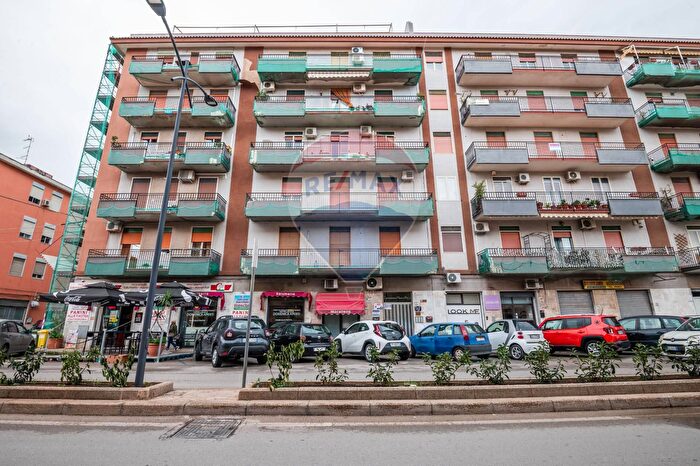 Appartamento con 5 locali in vendita in Via della Pentapoli, Priolo Gargallo