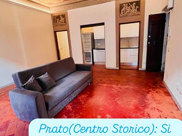 Appartamento quadrilocale in affitto in Via Cesare Guasti, Centro Storico Duomo, Prato