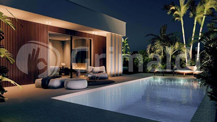 Casa quadrilocale in vendita in Via Annibale Maria di Francia, Trani