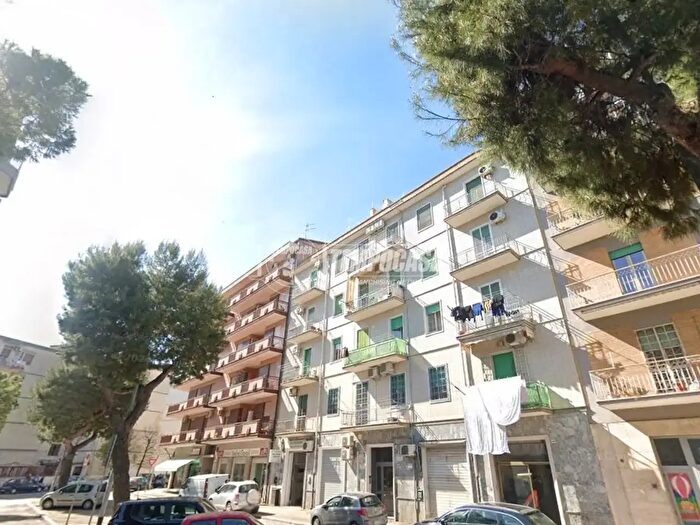 Appartamento trilocale in vendita in Via Nicolò Borrelli, Foggia