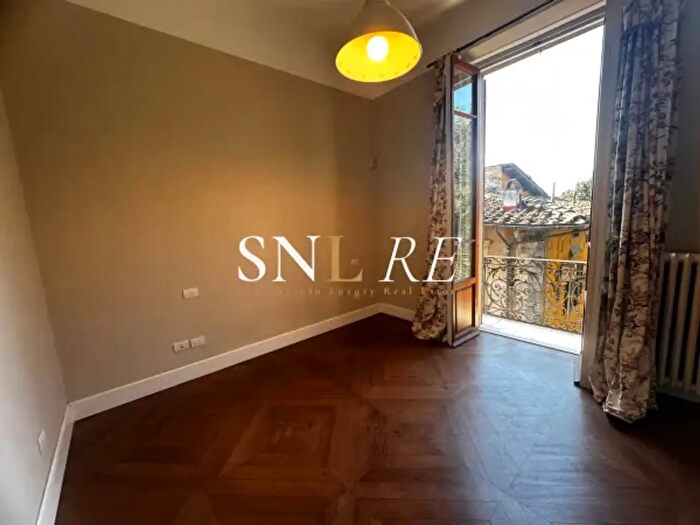 Appartamento con 6 locali in affitto in Via Venezia, Firenze