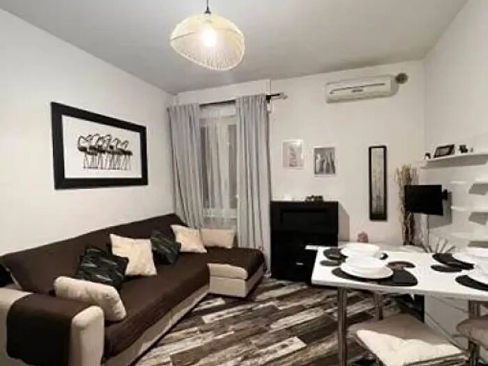 Appartamento monolocale in affitto in Via Andrea Solari, Milano