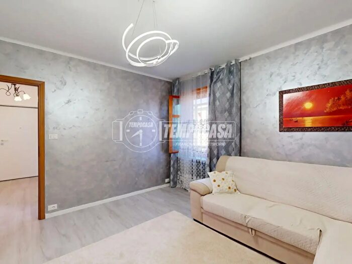 Appartamento quadrilocale in vendita in Strada Castello di Mirafiori E, Torino