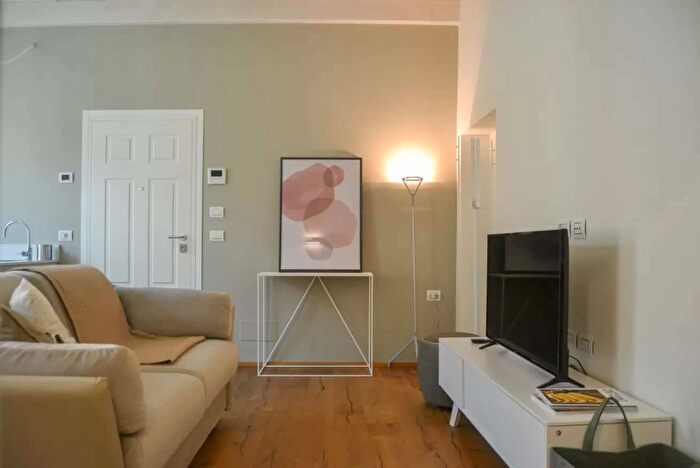 Appartamento monolocale in affitto in Via Santa Maria Fulcorina, Milano