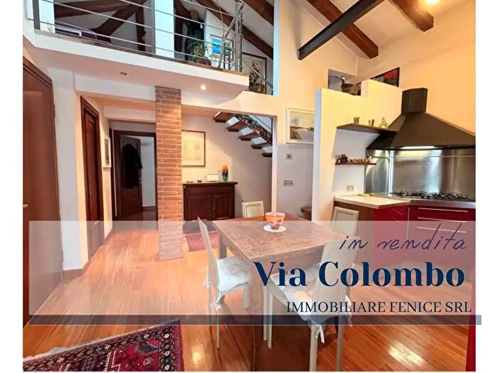 Appartamento trilocale in vendita in Via Colombo, Venezia