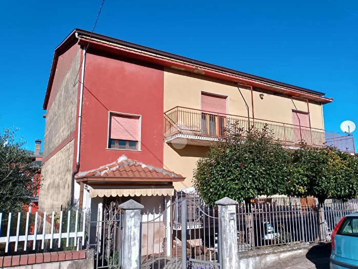 Appartamento con 5 locali in vendita in Via Generale del Mauro, Manocalzati