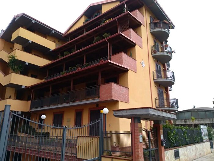 Appartamento trilocale in vendita in Via Ernesto Fagiani Snc, Cosenza