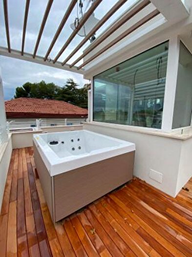 Appartamento con 5 locali in affitto in Viale Maria Ceccarini, Riccione