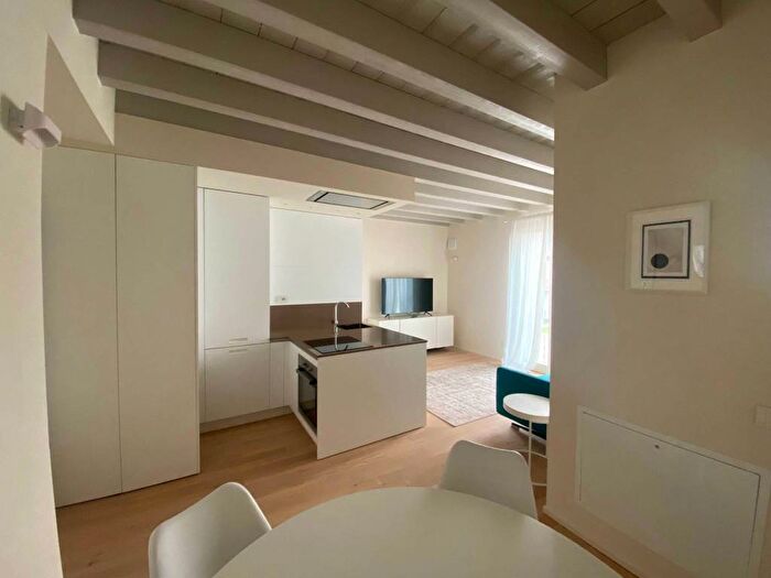 Appartamento bilocale in affitto in Via Campo, Centro, Iseo