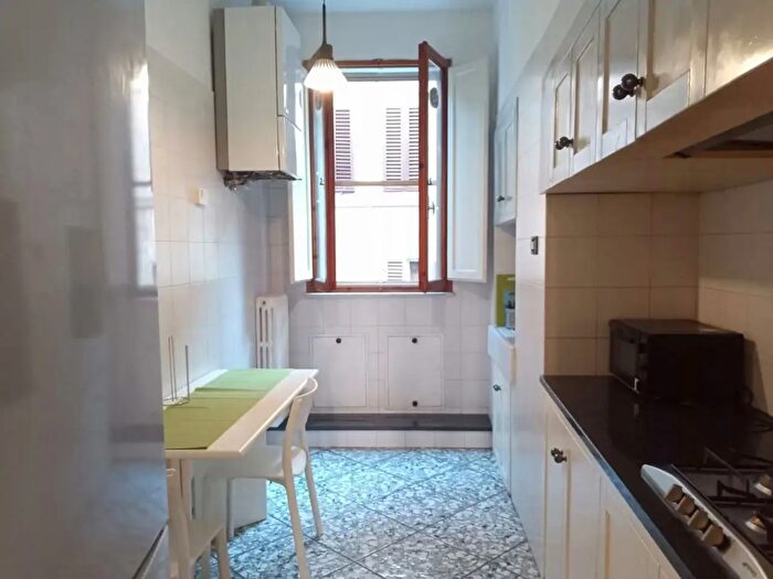 Appartamento trilocale in affitto in Via Vallerozzi, Siena
