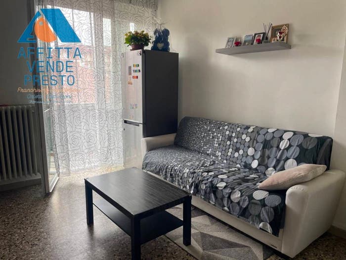 Appartamento bilocale in affitto in VIA PORTIS, Centro, Chivasso