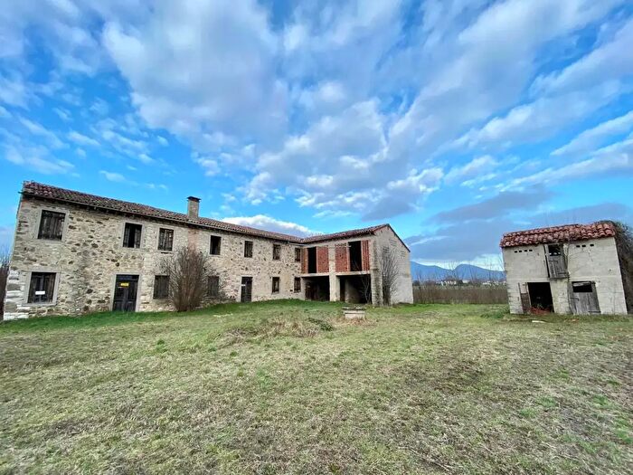 Casa con 5 locali in vendita in Via Roma, Agugliaro
