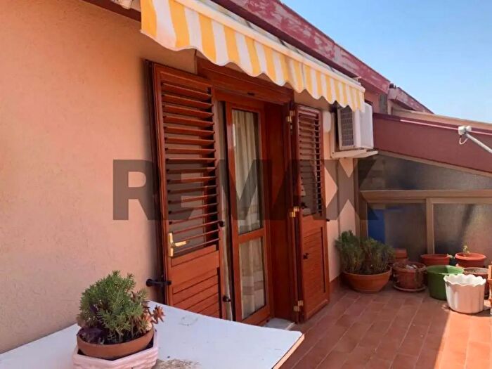 Appartamento trilocale in affitto in Via Barriera del Bosco, Sant'Agata Li Battiati