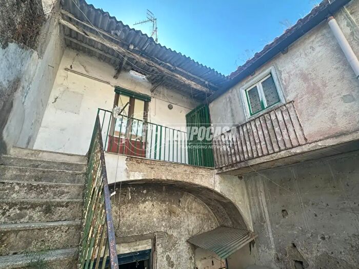 Appartamento trilocale in vendita in Via Piave, Aversa