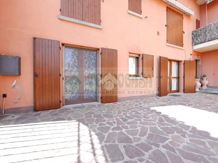 Appartamento bilocale in vendita in Urago DOglio