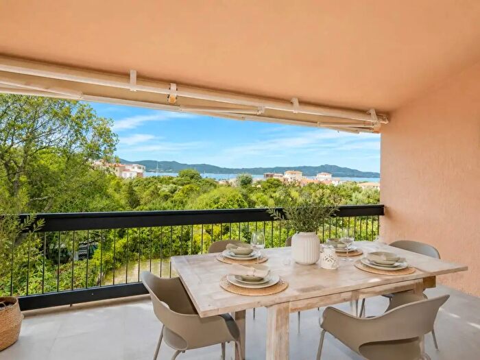 Appartamento quadrilocale in vendita in Via Porto Rotondo, Olbia