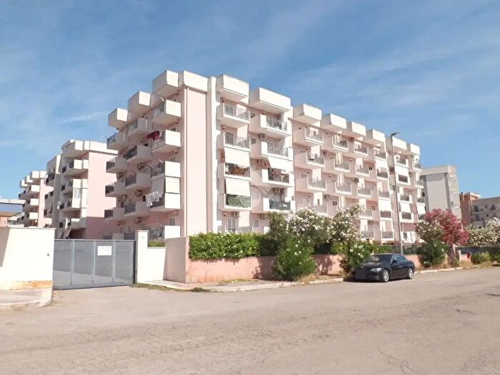 Appartamento quadrilocale in vendita in Carrara S Francesco di Paola, Bisceglie