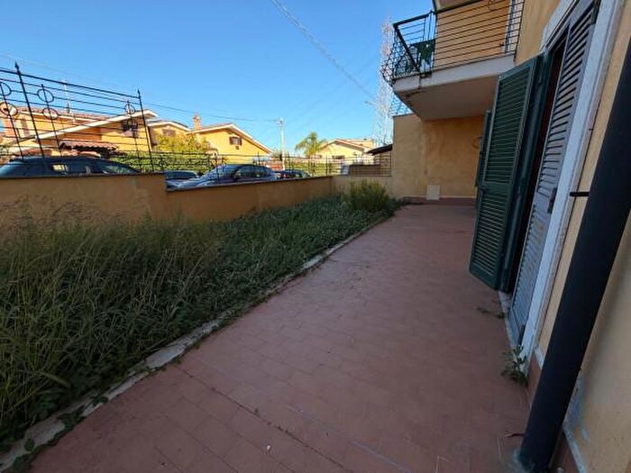 Appartamento trilocale in vendita in Via Gian Lorenzo Bernini, Guidonia Montecelio