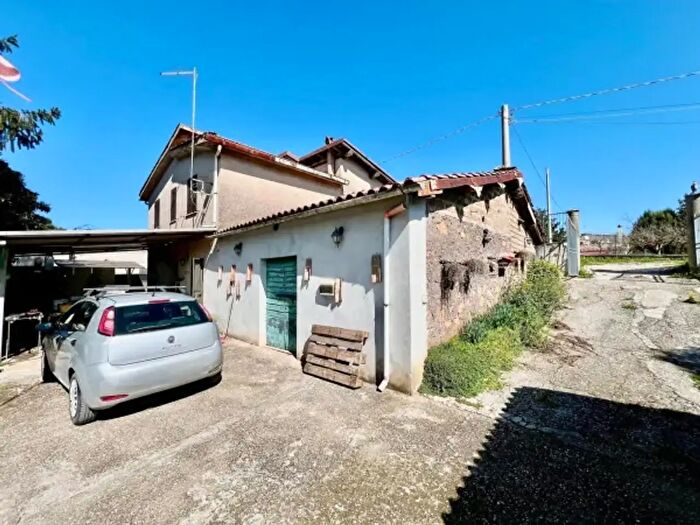Casa bilocale in vendita in Via Prenestina Antica, Gallicano Nel Lazio