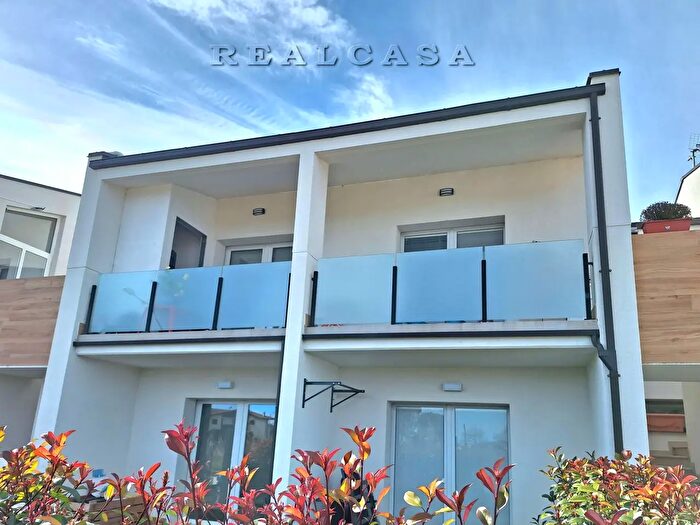 Appartamento con 5 locali in vendita in Passatempo, Osimo