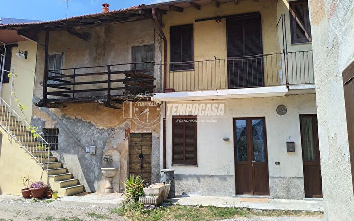 Appartamento bilocale in vendita in Via Giacomo Matteotti, Vanzaghello