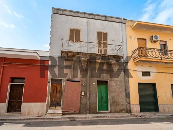 Casa trilocale in vendita in Via Arco Ferraro, Mesagne