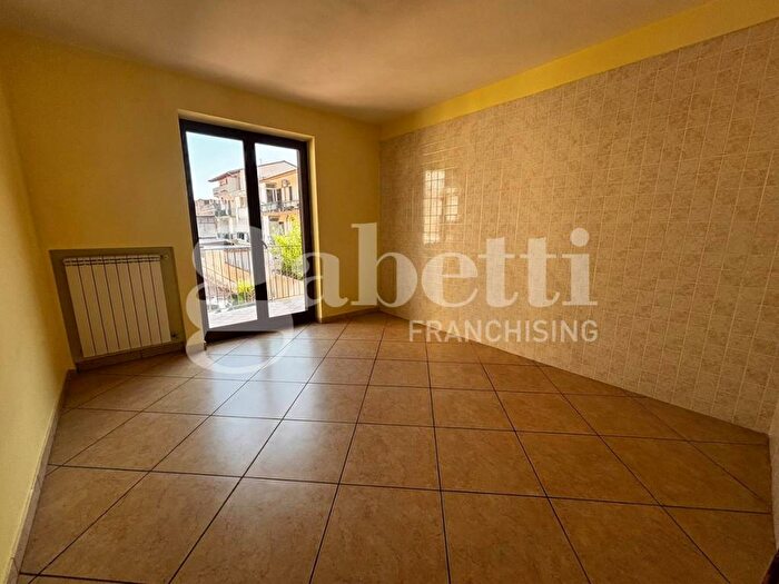 Appartamento trilocale in affitto in Via Innamorati, Nuovo Corso Campano Marchesella, Giugliano in Campania