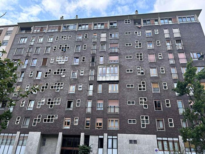 Appartamento quadrilocale in affitto in Via Gabriele Rossetti, Pagano, Milano
