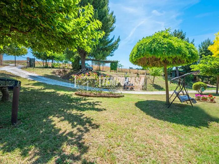 Appartamento con 5 locali in vendita in Senigallia