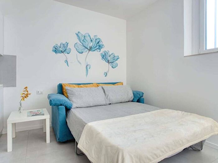 Appartamento monolocale in affitto in Via Giovanni Battista Cassinis, Corvetto, Milano