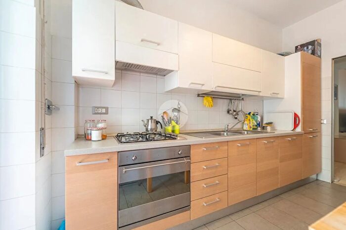 Appartamento trilocale in vendita in Viale Tirreno, Roma