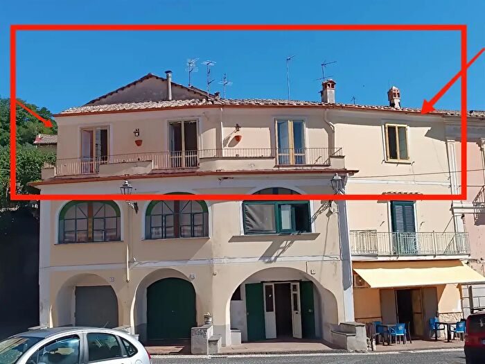 Appartamento trilocale in vendita in Giffoni Valle Piana