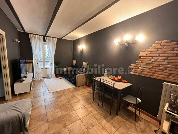 Appartamento trilocale in affitto in Via Settembre, Centro Storico, Asti