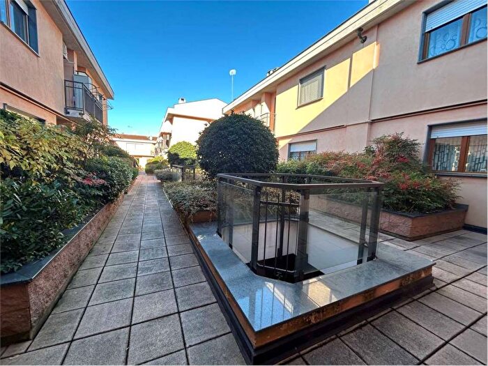 Appartamento trilocale in affitto in Via Torino, Centro, Trofarello