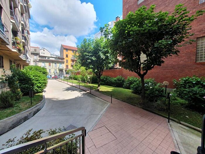 Appartamento bilocale in affitto in Via Giuseppe Giacosa, Parco Trotter, Milano