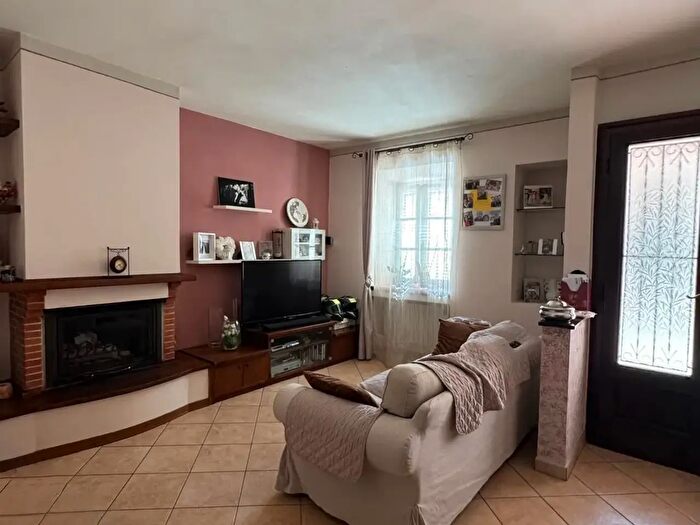 Casa con 7 locali in vendita in Capannori