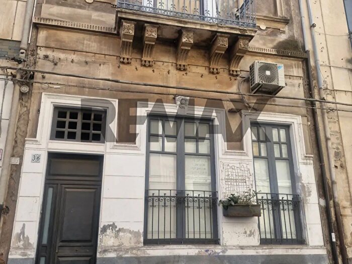 Appartamento trilocale in vendita in Via Giuseppe De Felice, Catania