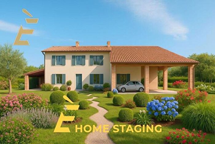 Casa con 5 locali in vendita in Via della Banda Lenti, Valenza