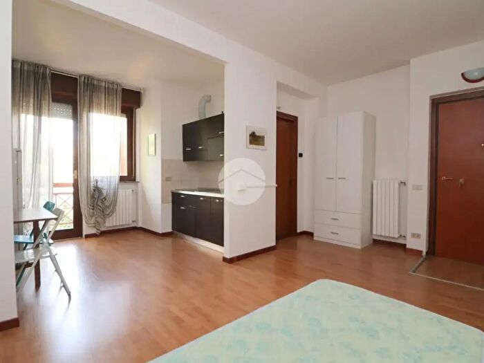 Appartamento monolocale in vendita in Via Fratelli Bandiera, Rho