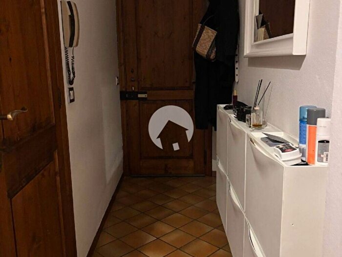 Appartamento bilocale in affitto in via Monzermone, Centro Storico, Reggio Emilia