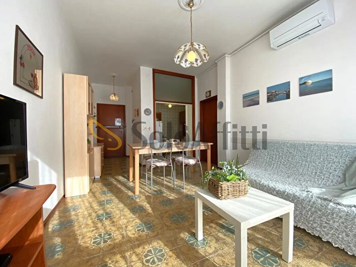 Appartamento quadrilocale in affitto in Via Abruzzi Snc, Cervia