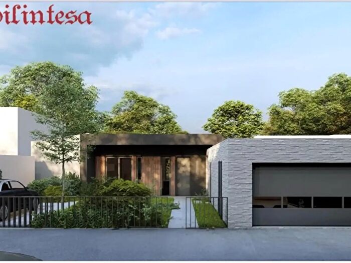 Casa quadrilocale in vendita in Via Viotti, Monza
