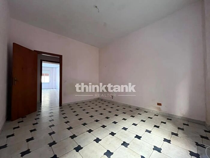 Appartamento con 6 locali in vendita in Via Arturo Labriola, Favara