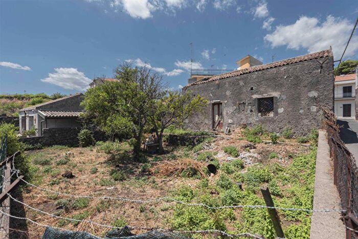 Appartamento in vendita in Via Nazionale Mangano, Acireale