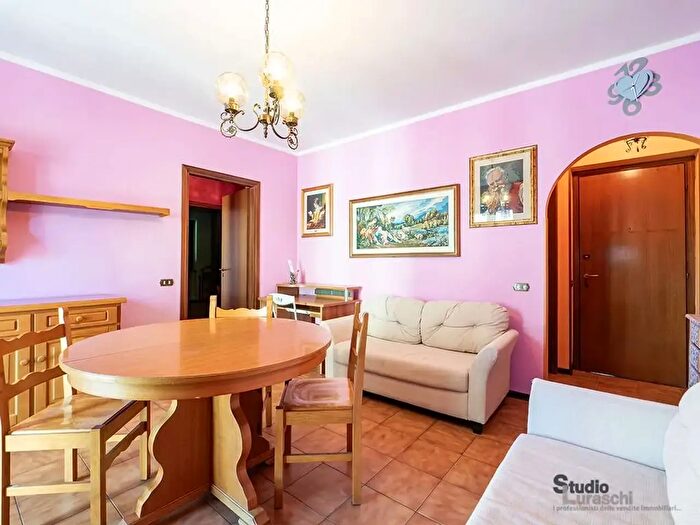 Appartamento trilocale in vendita in Via Santissimi Cosma E Damiano, Calolziocorte