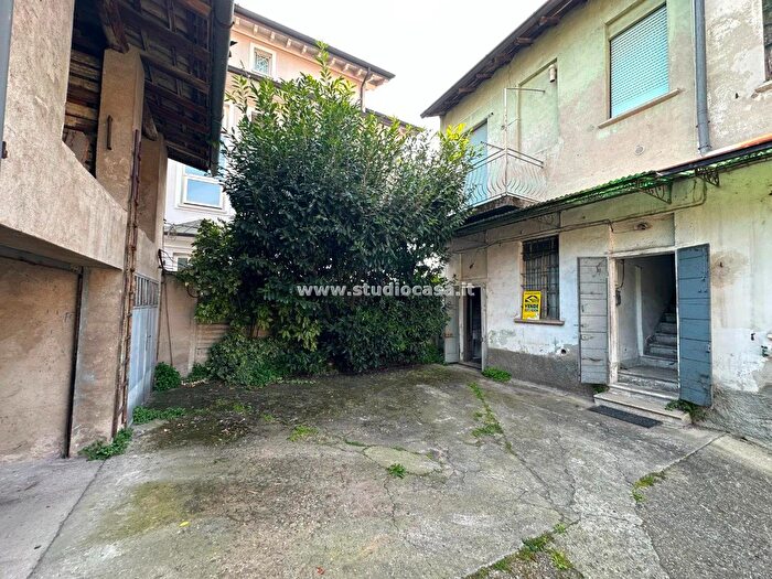 Casa con 5 locali in vendita in Via FDonati, Crema